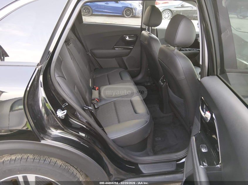 Kia Niro - фото 8