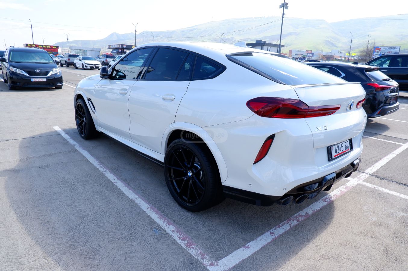BMW X6 - фото 6