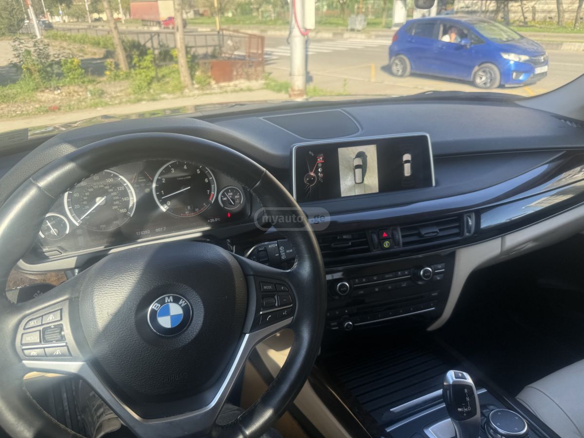 BMW X5 - фото 11