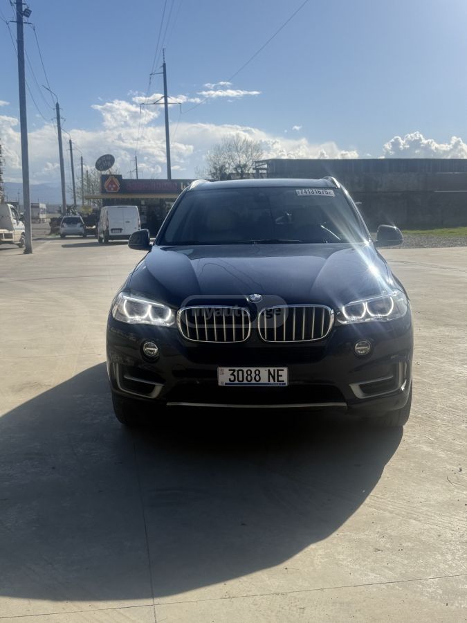 BMW X5 - фото 2