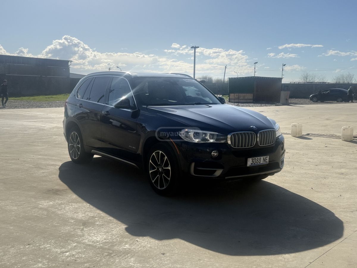 BMW X5 - фото 8