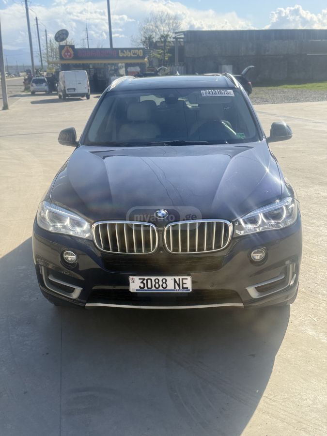 BMW X5 - фото 9