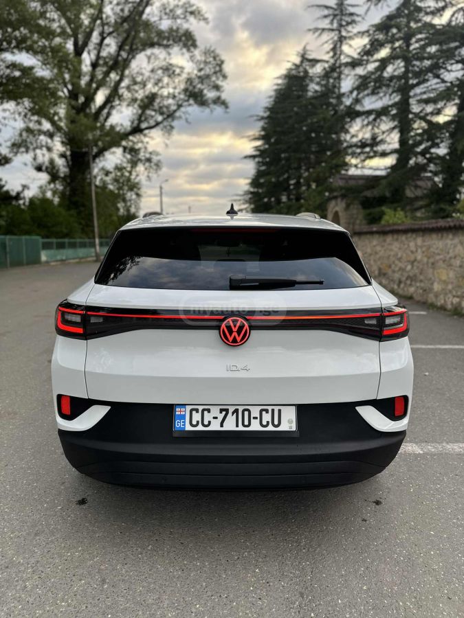 Volkswagen ID 4 - фото 7