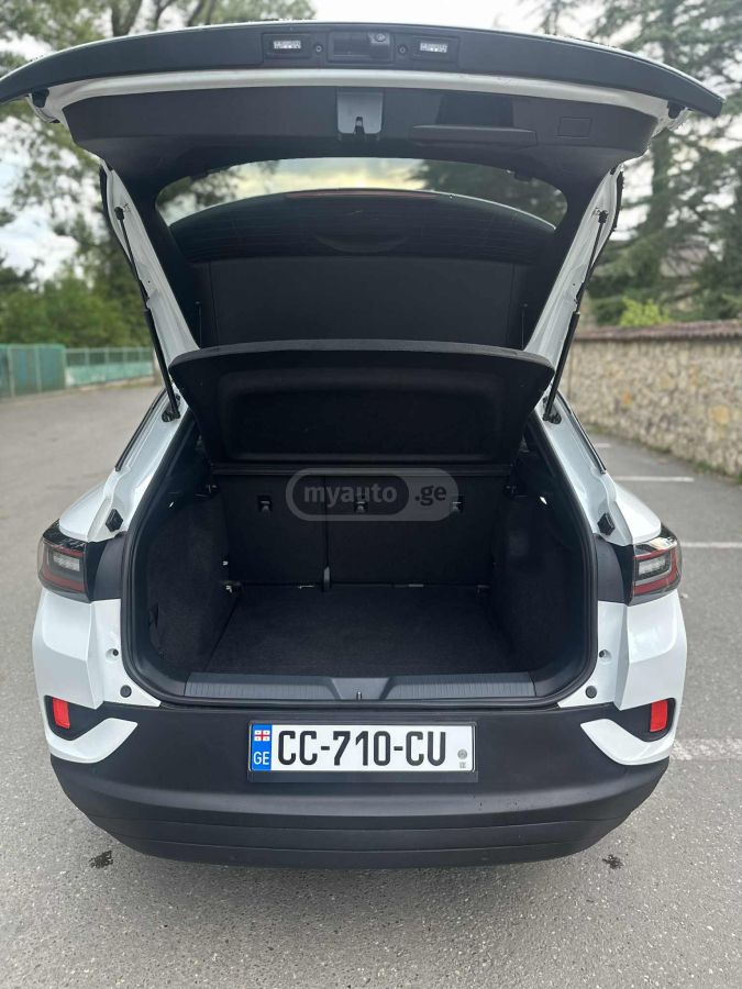 Volkswagen ID 4 - фото 8