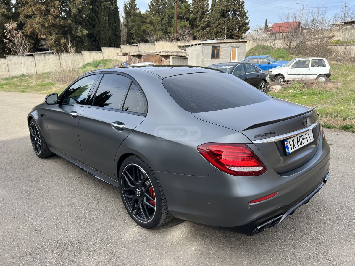 Mercedes-Benz S AMG E 63 4dr All-Wheel Drive — миниатюра 5