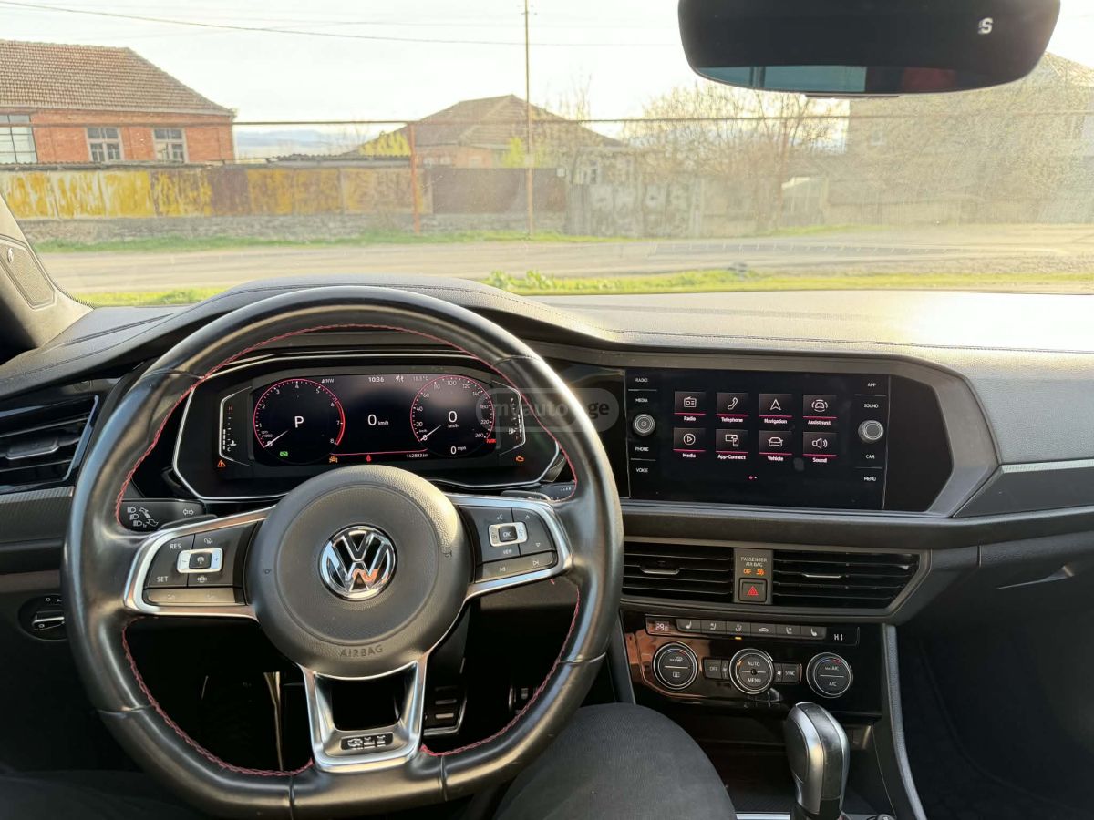Volkswagen Jetta - фото 10