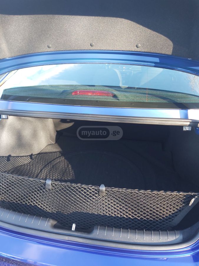 Hyundai Limited 4dr Sedan CVT — миниатюра 12