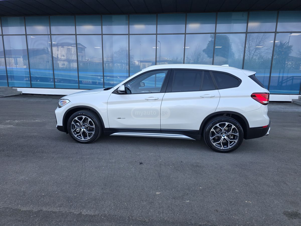 BMW xDrive28i 4dr All-Wheel Drive — миниатюра 7