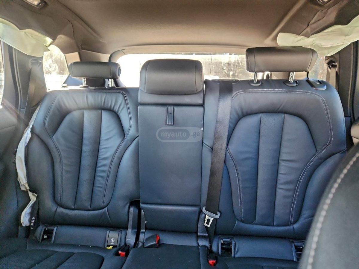 BMW X5 - фото 10