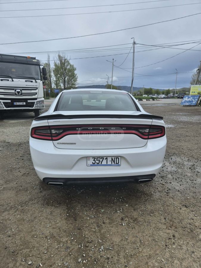 Dodge Charger - фото 5