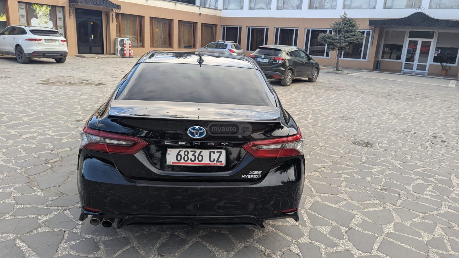 Toyota Camry - фото 5