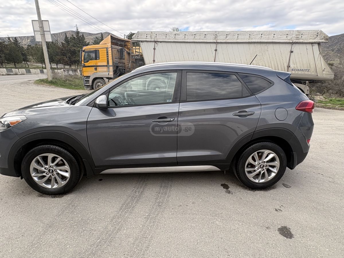 Hyundai Tucson - фото 7