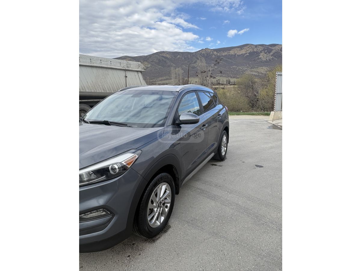 Hyundai Tucson - фото 8