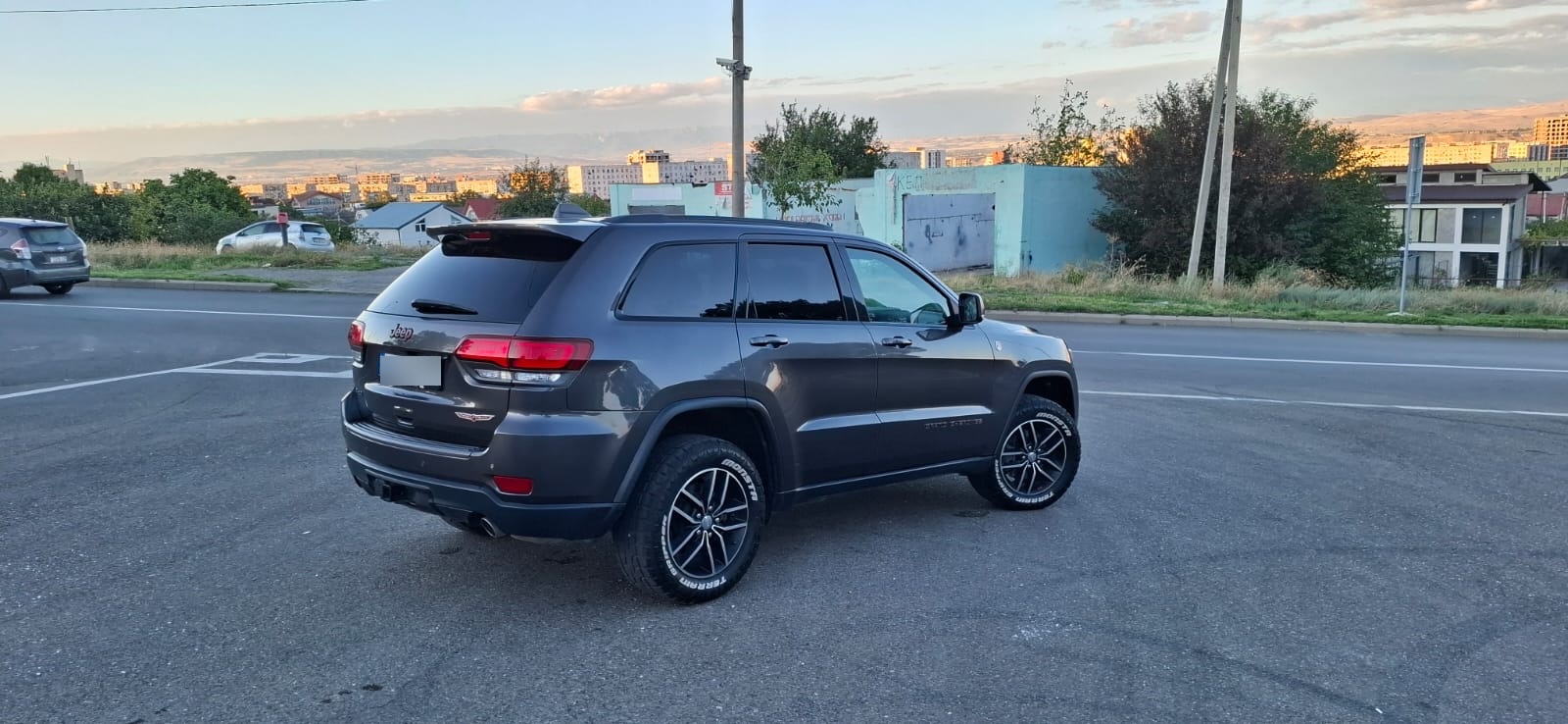 Jeep Grand Cherokee - фото 5