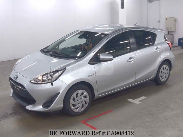 Toyota Aqua - фото 3