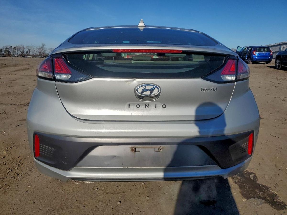 Hyundai IONIQ SEL — миниатюра 2