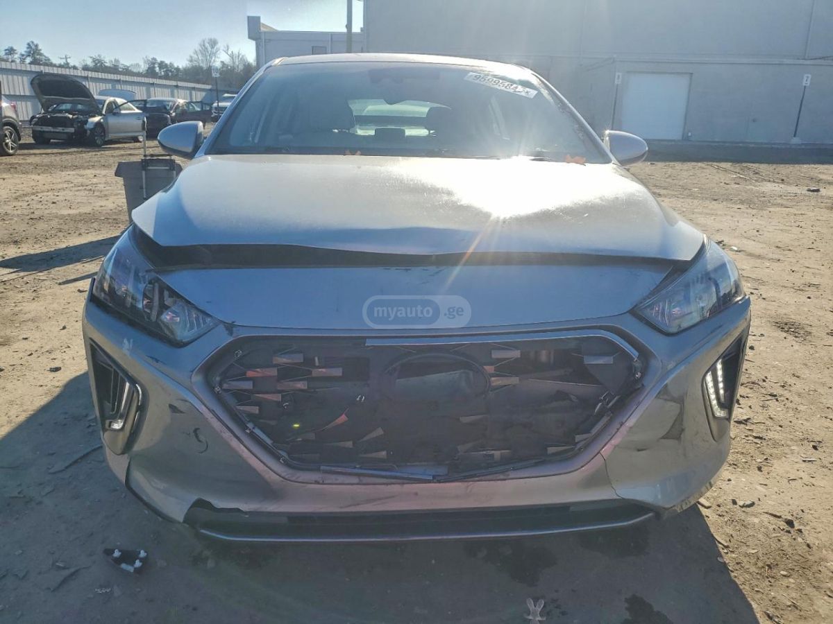 Hyundai IONIQ SEL — миниатюра 4