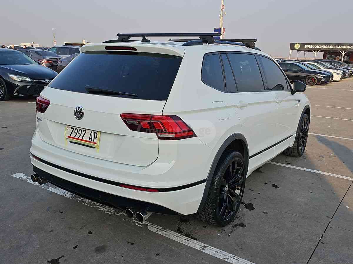 Volkswagen Volkswagen Tiguan — миниатюра 4