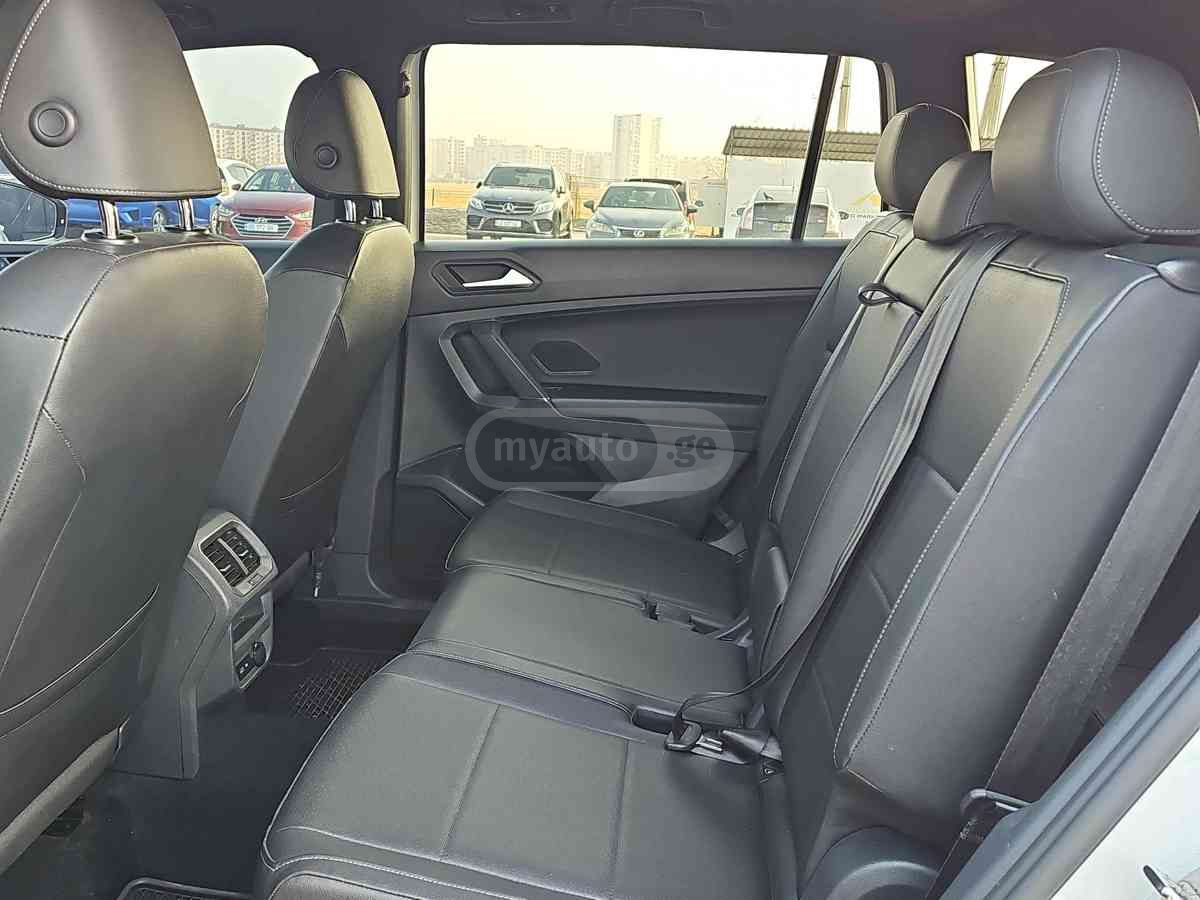 Volkswagen Volkswagen Tiguan — миниатюра 7