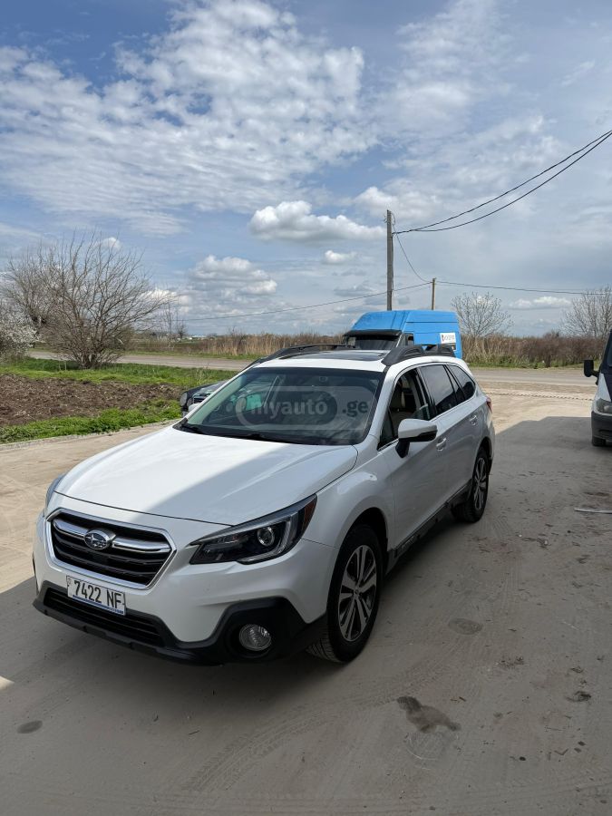 Subaru Outback - фото 1
