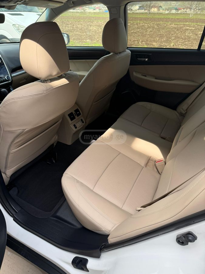 Subaru Outback - фото 4