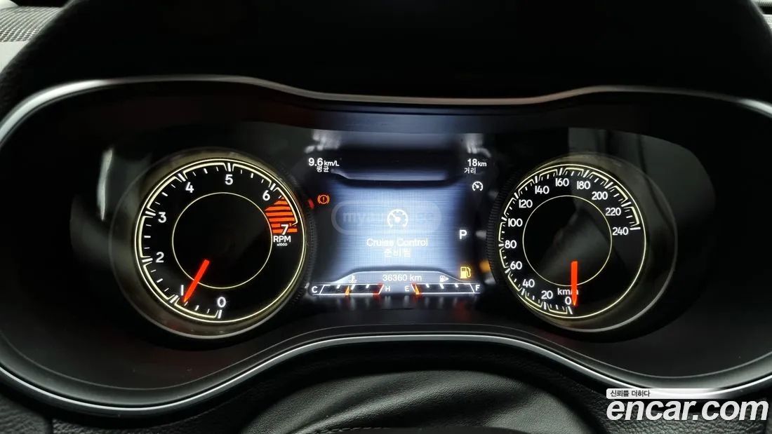 Jeep Cherokee - фото 8