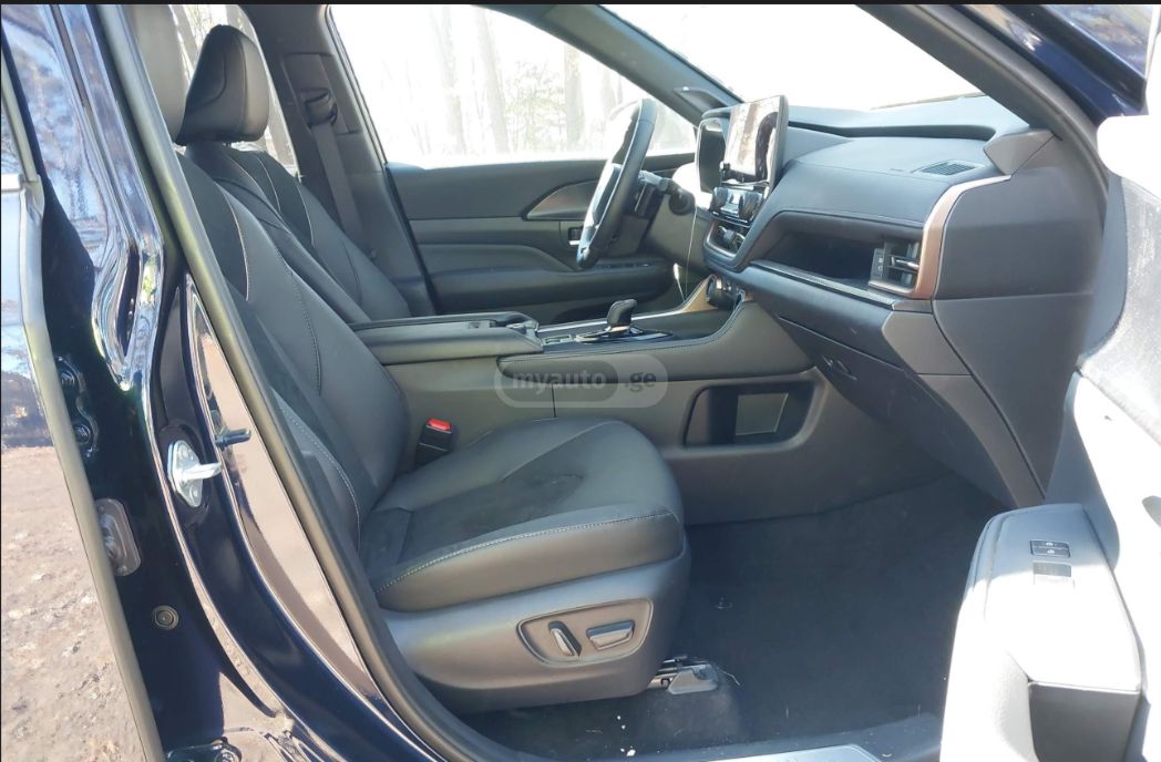 Toyota LIMITED MAX — миниатюра 4