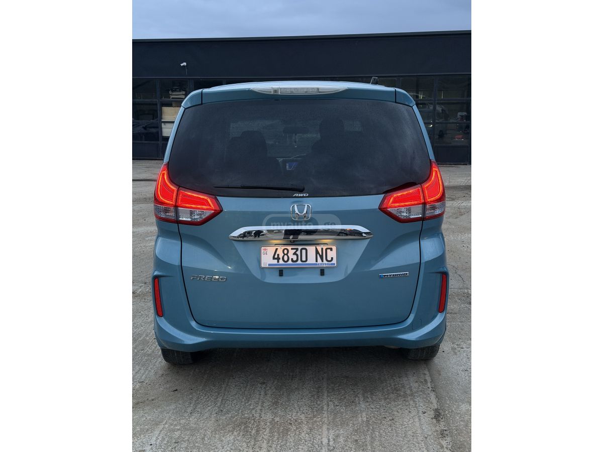 Honda Freed - фото 6