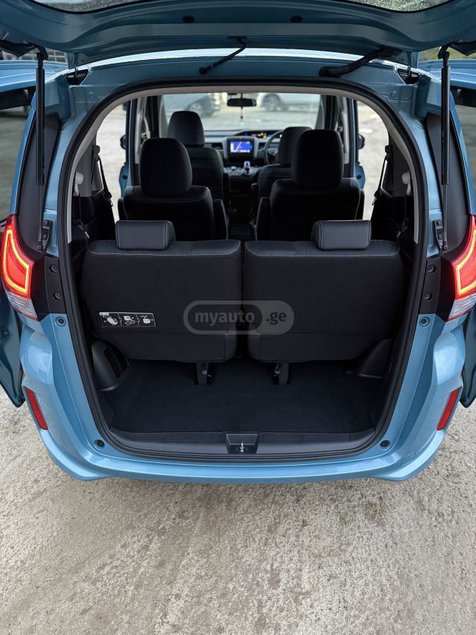 Honda Freed - фото 9