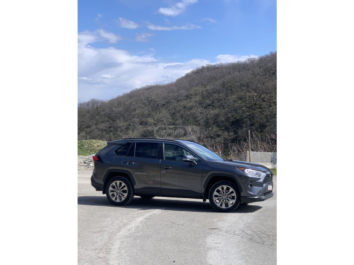 Toyota RAV 4 - фото 10