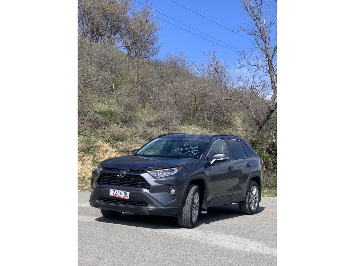 Toyota RAV 4 - фото 12