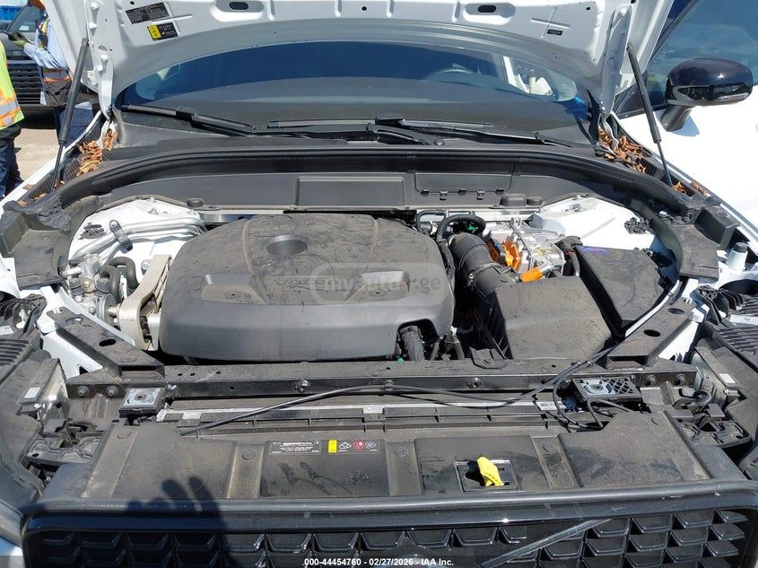 Volvo XC 60 2024 — миниатюра 13