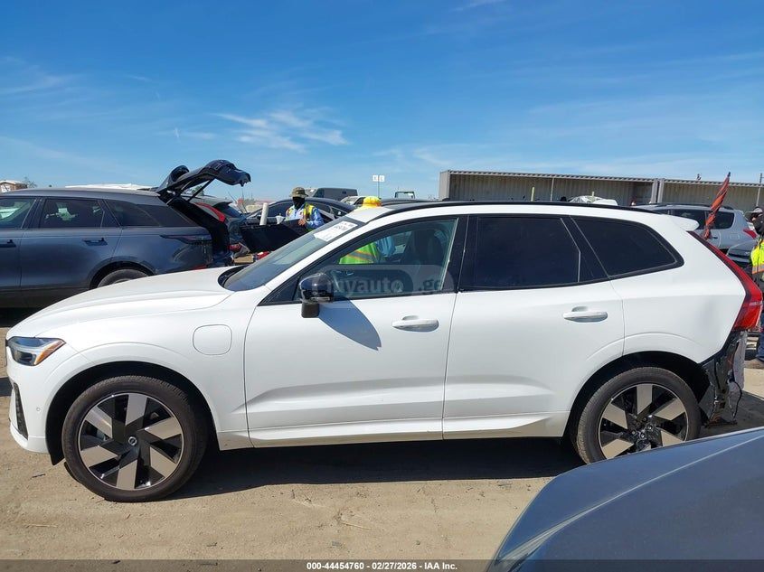 Volvo XC 60 2024 — миниатюра 4