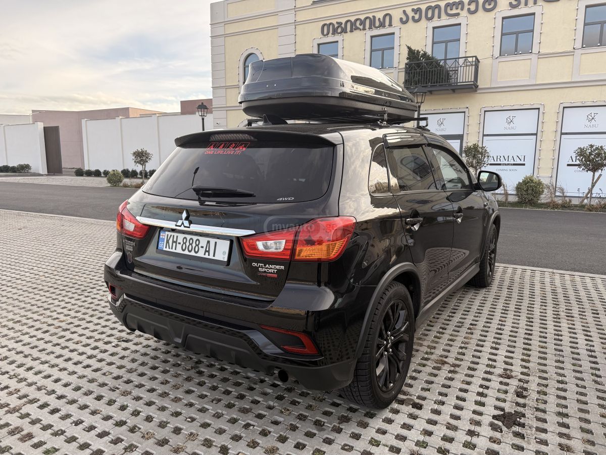 Mitsubishi Outlander Sport - фото 2