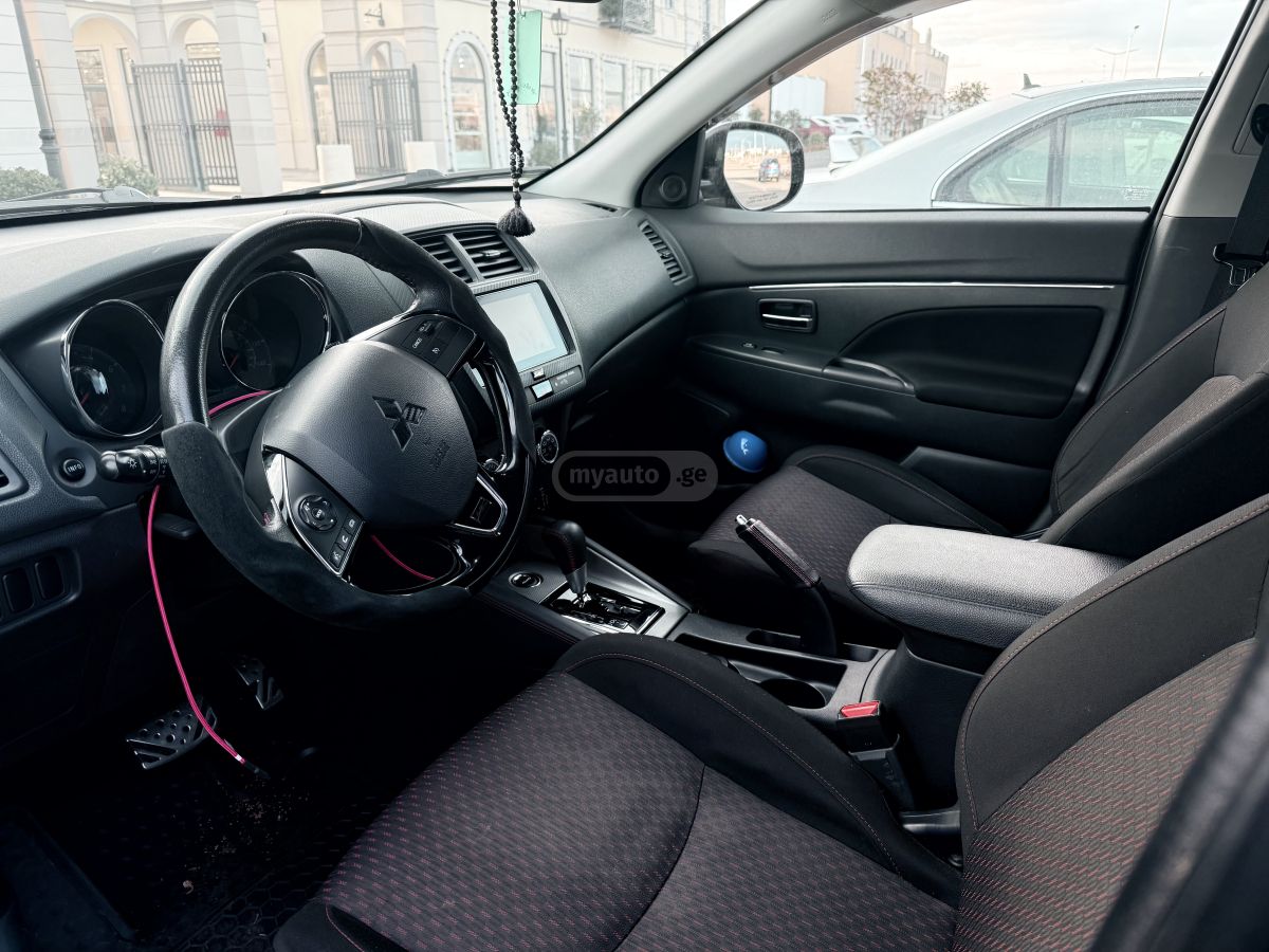 Mitsubishi Outlander Sport - фото 5