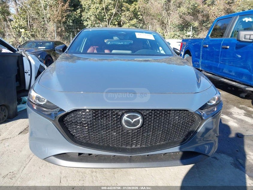 Mazda Mazda 3 2025 — миниатюра 11
