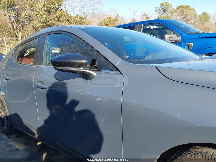 Mazda Mazda 3 2025 — миниатюра 12