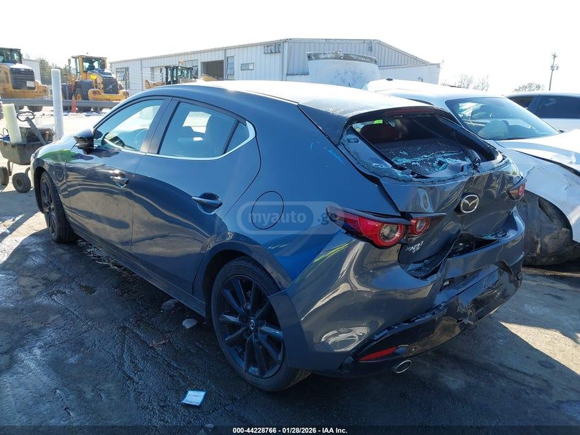 Mazda Mazda 3 2025 — миниатюра 3