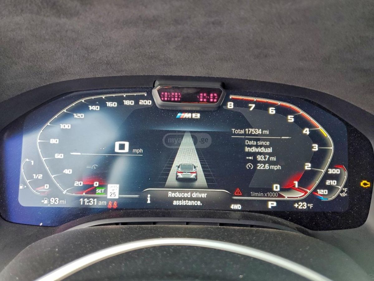 BMW Competition 2dr All-Wheel Driv — миниатюра 9