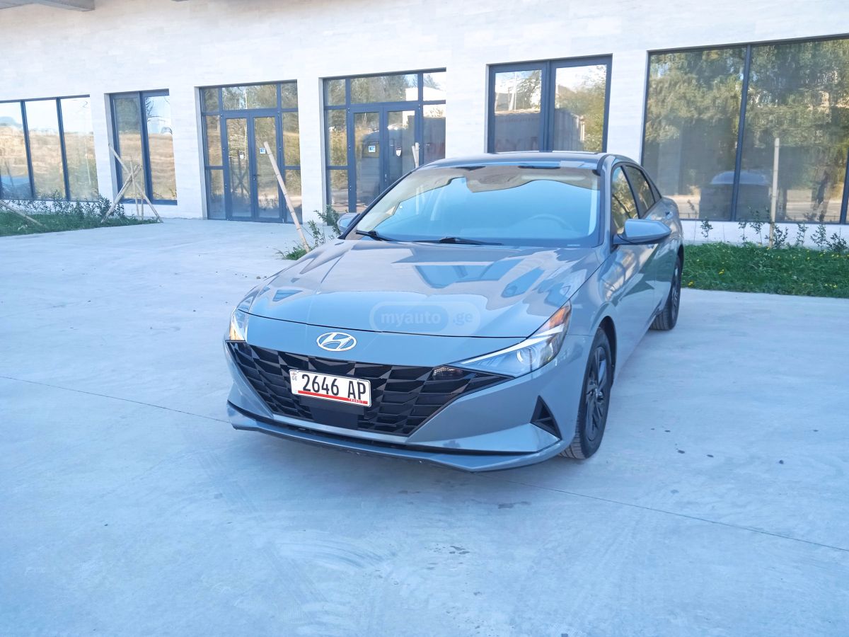 Hyundai Elantra - фото 10