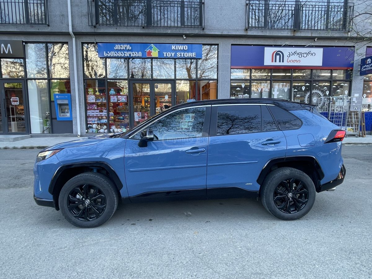 Toyota Rav 4 - фото 4