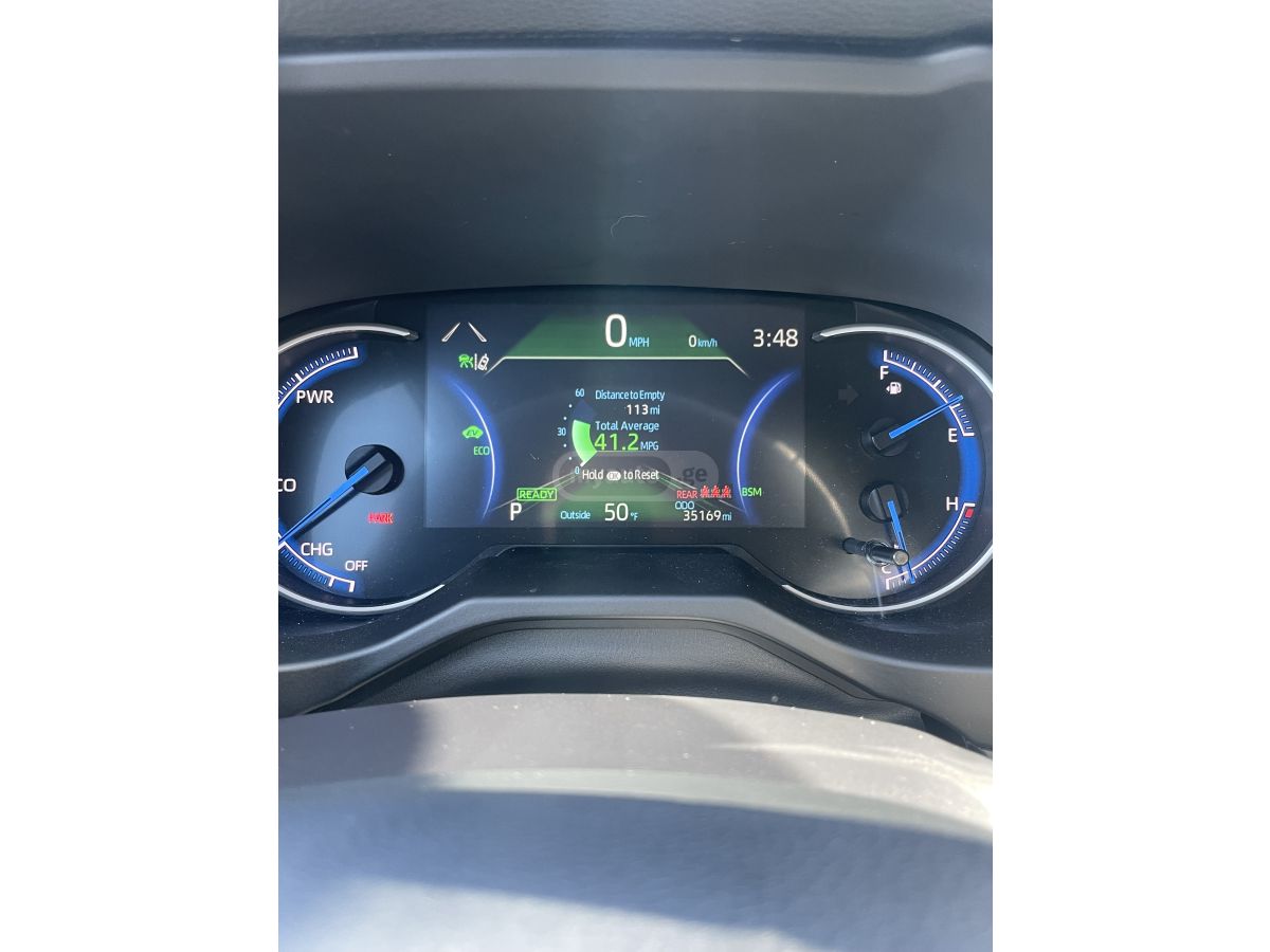 Toyota Rav 4 - фото 6