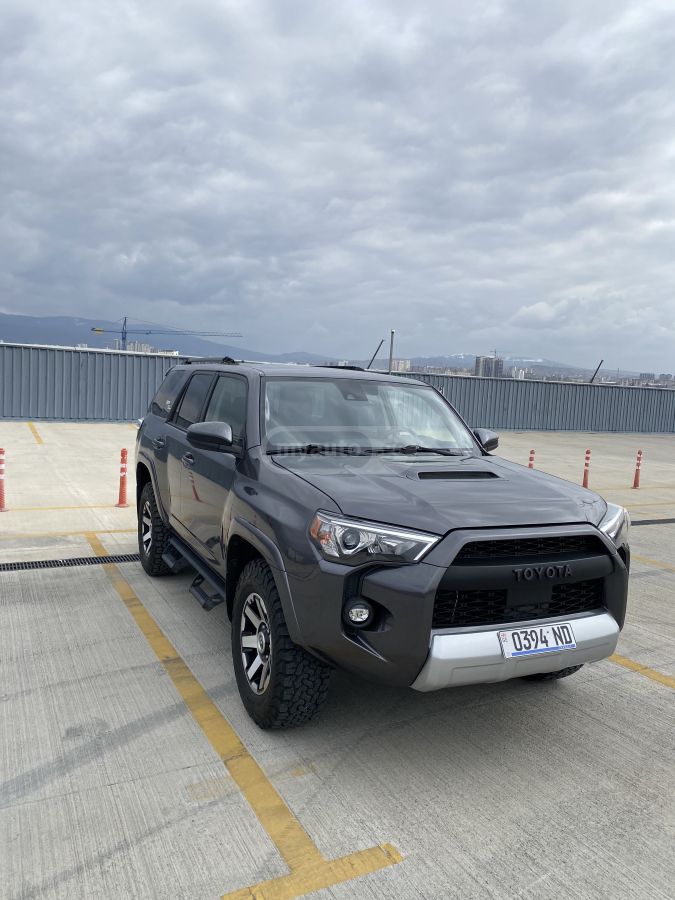 Toyota 4 Runner - фото 1