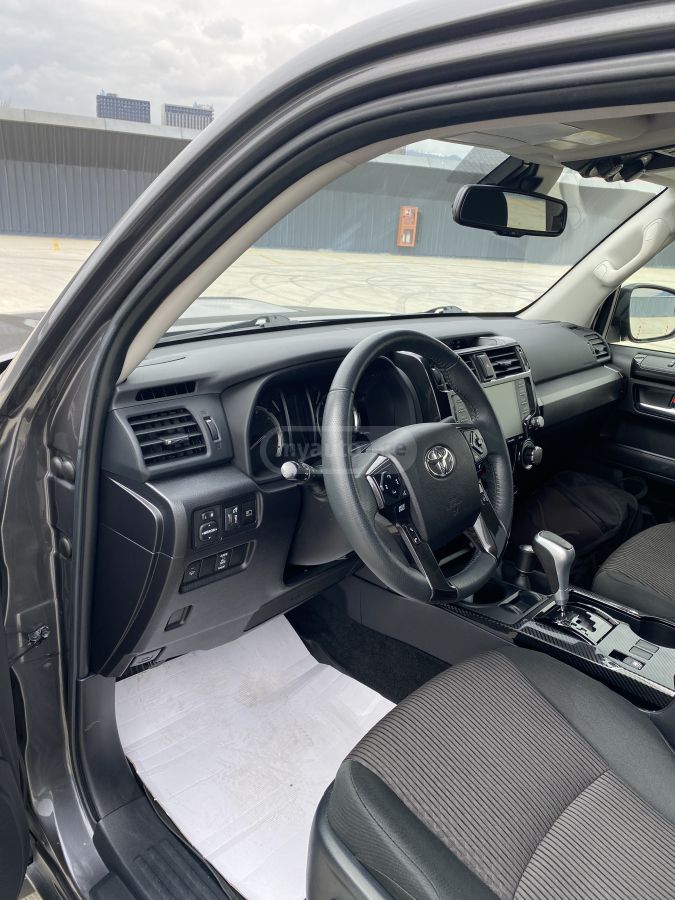 Toyota 4 Runner - фото 10