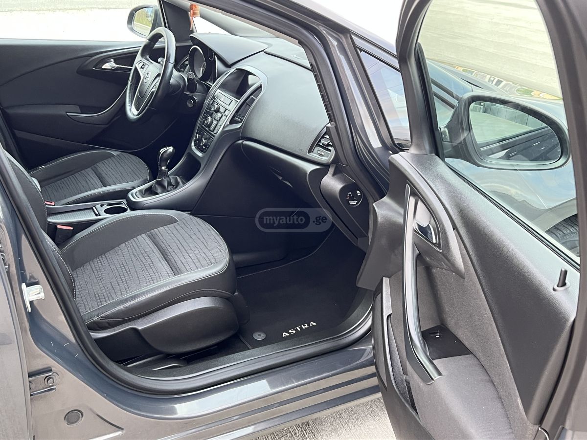 Opel Astra - фото 9