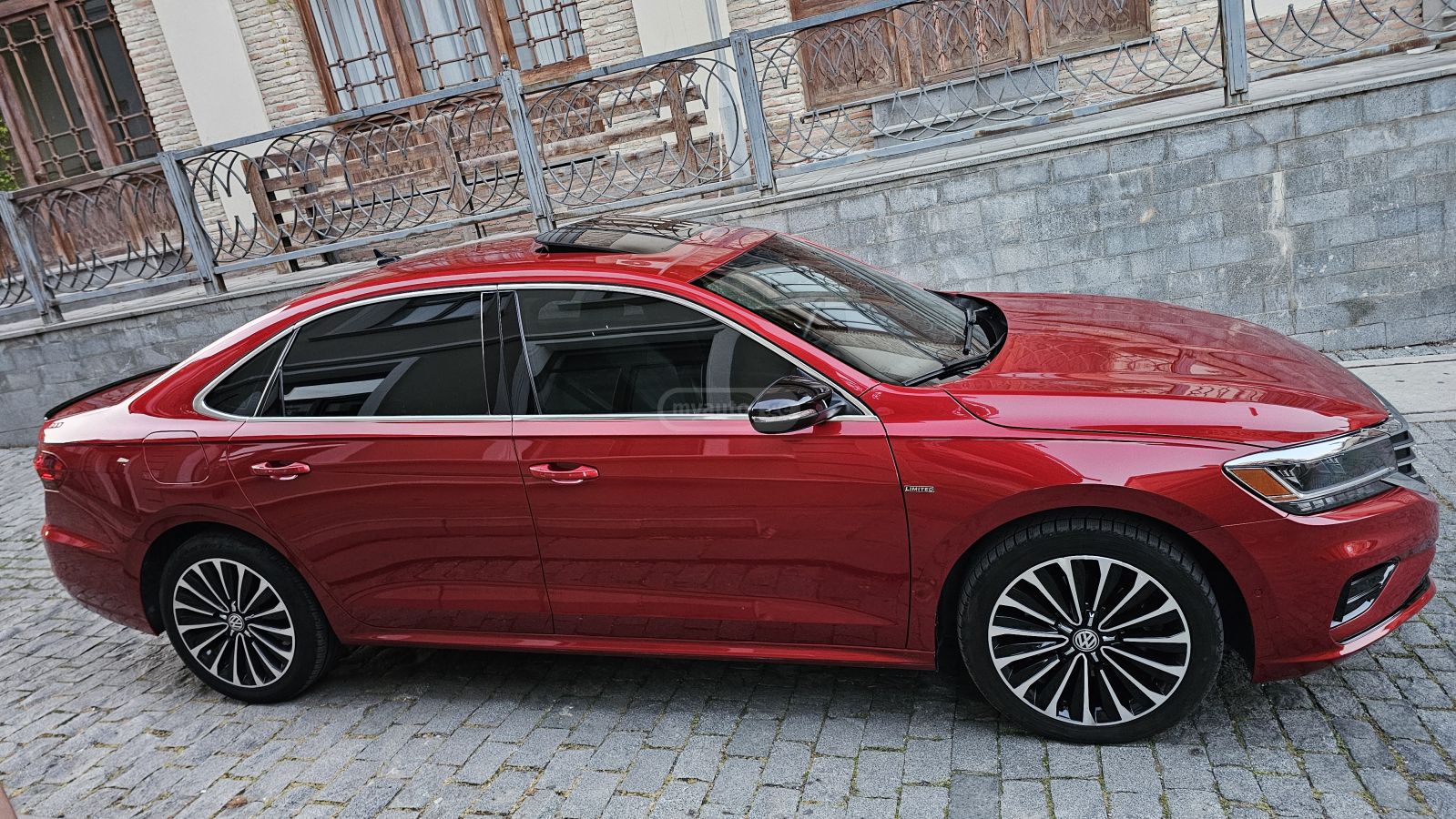 Volkswagen Passat - фото 4