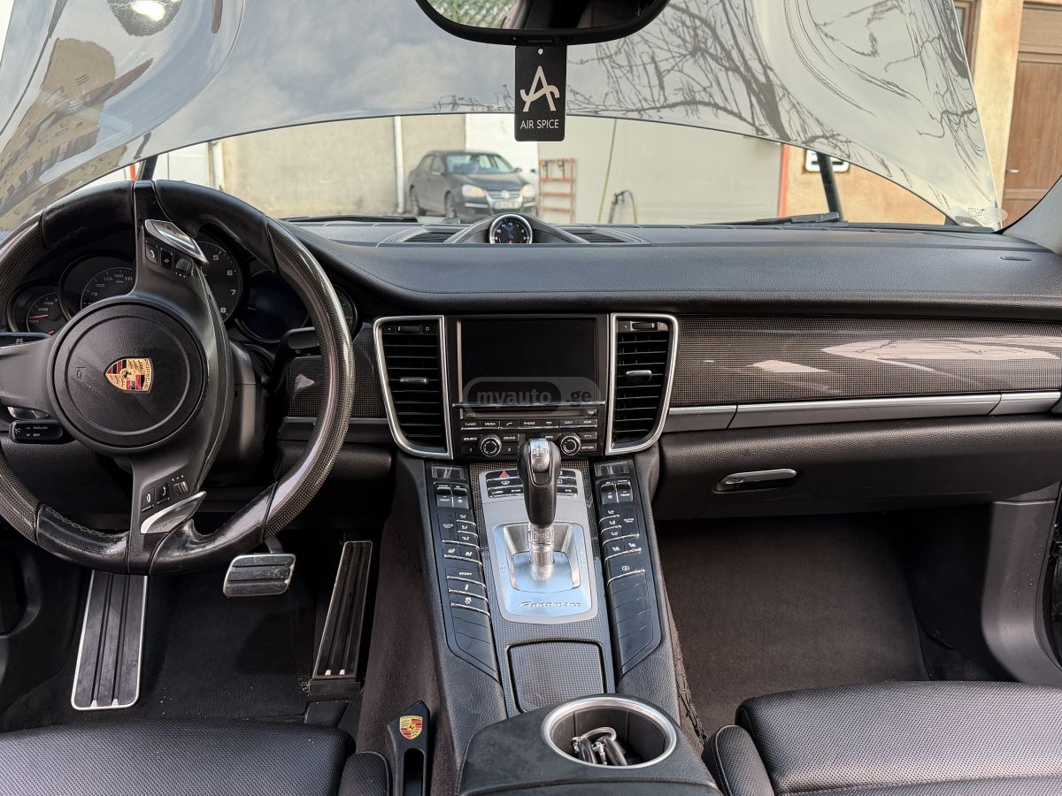 Porsche Panamera - фото 11