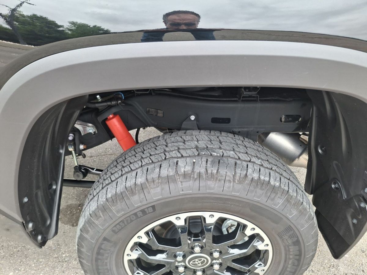 Toyota Tundra TRD Pro 4x4 CrewMax 5.5 ft. bo 2024 — миниатюра 11