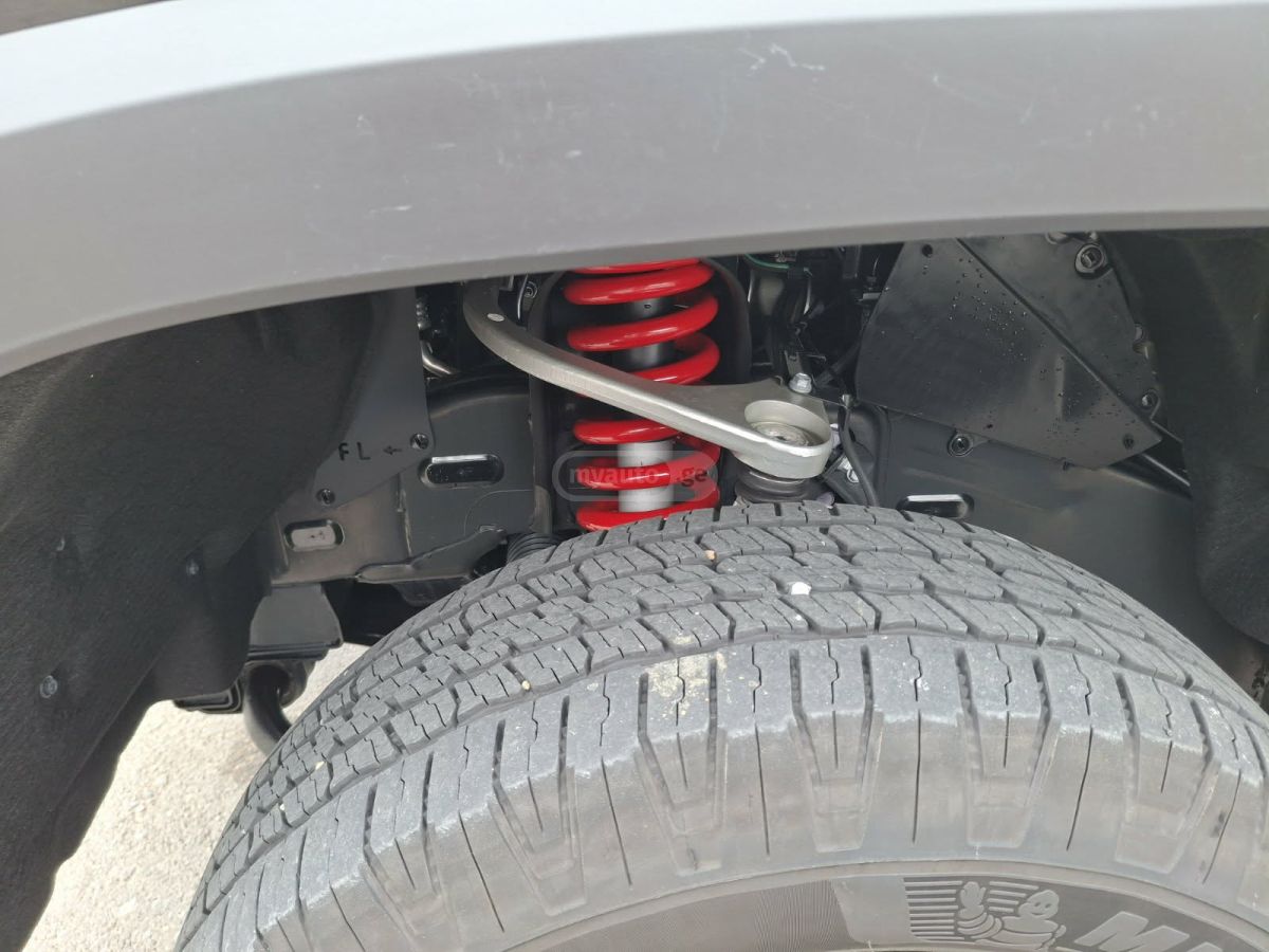 Toyota Tundra TRD Pro 4x4 CrewMax 5.5 ft. bo 2024 — миниатюра 14