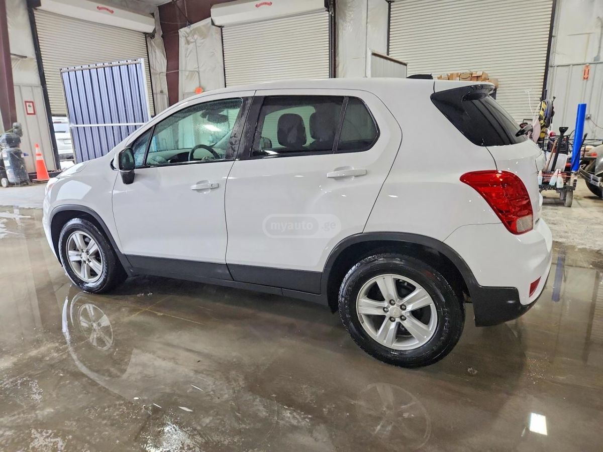Chevrolet Trax - фото 7